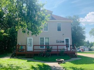 316 6th Ave S #4, Brookings, SD 57006
