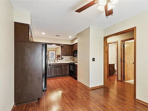 3rd image of 7468 Nall Ave
