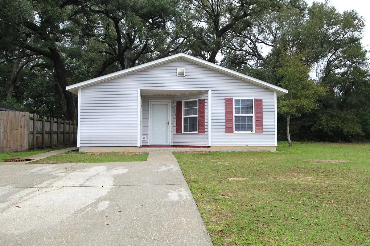 Building Photo - 3740 Frontera Cir