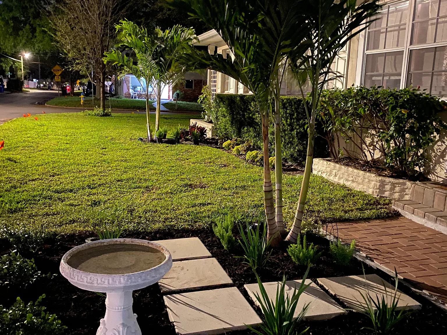 3 bed, 1371 sqft, $5,000 — Photo 2