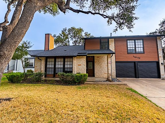 3rd image of 11936 Meadowfire Dr