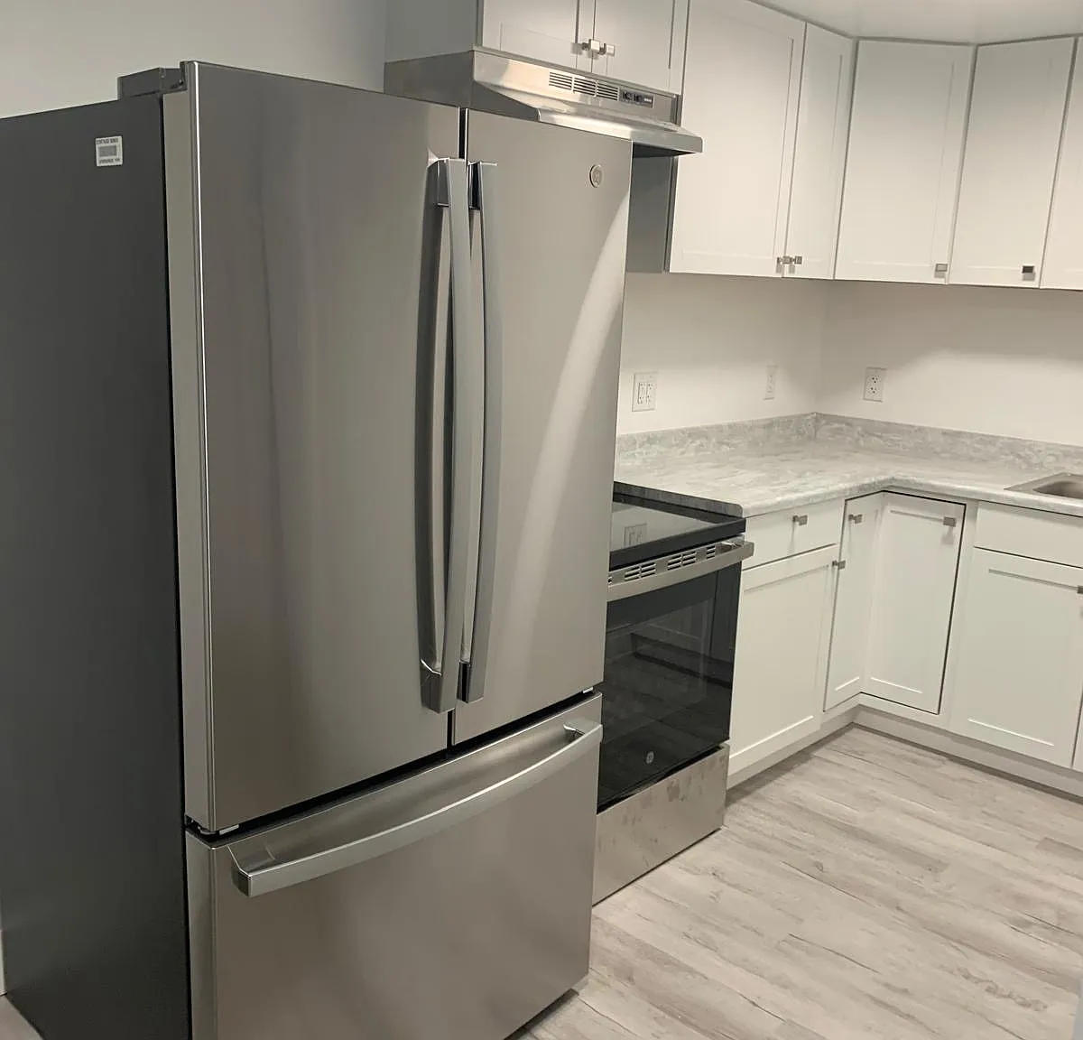 Studio, 300 sqft, $1,500 — Photo 4