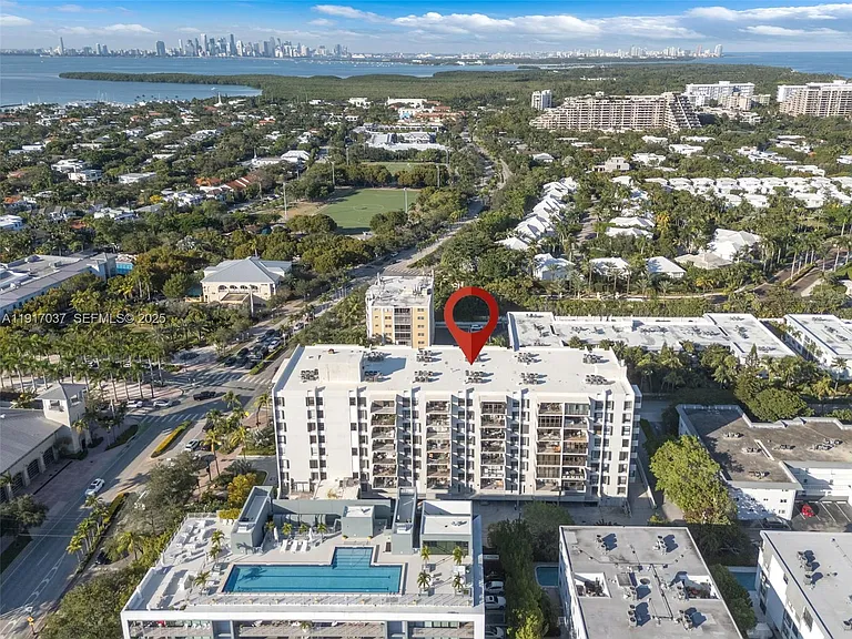 575 Crandon Blvd #504 — Photo 42