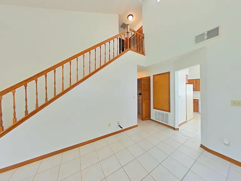 1423 Disston Ave — Photo 1