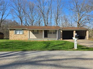 22 Mill Stream Rd, Elizabeth, WV 26143