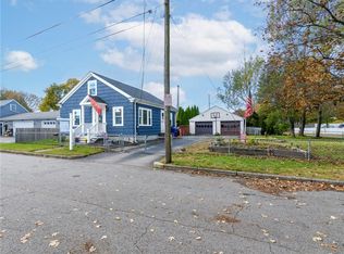 44 Stanley St, Pawtucket, RI 02861