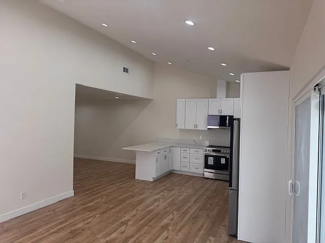 15950 Cohasset — Photo 18