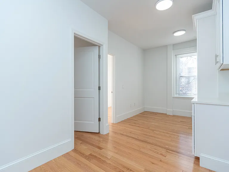 175 Hemenway St #20A — Photo 6