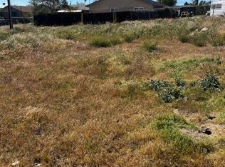 1124 E Theodore St, Banning, CA 92220