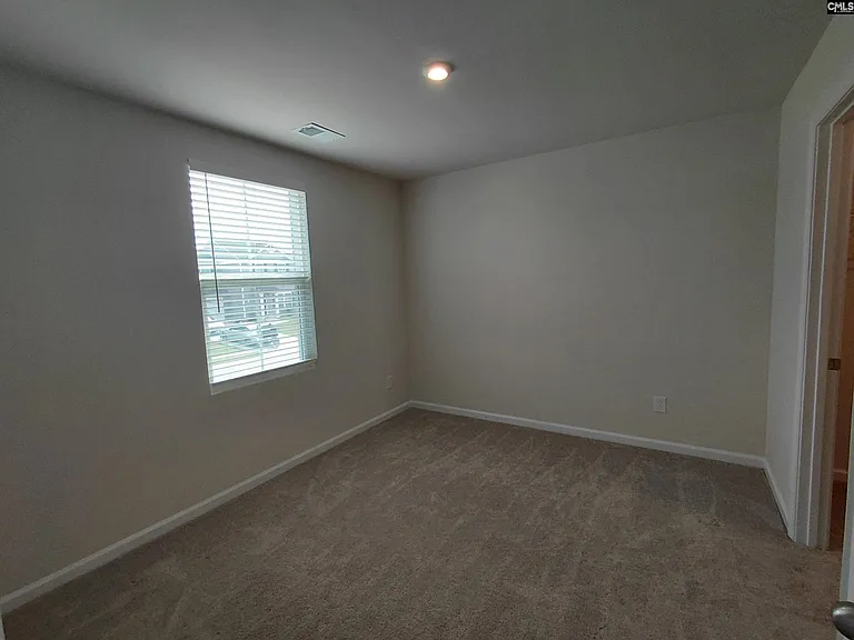 329 Saskatoon Dr — Photo 26