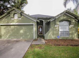 5832 Azure Dr, Zephyrhills, FL 33545