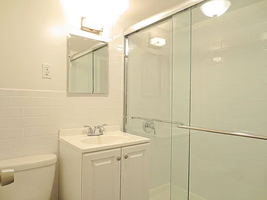 Rented by Compass | media 16