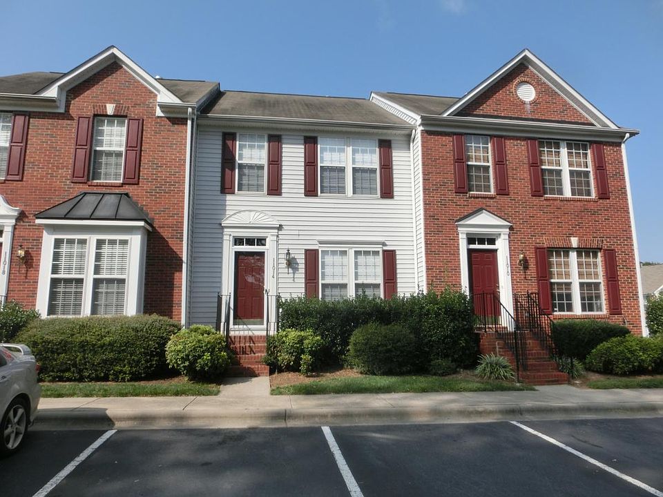 1st image of 11014 Garden Oaks Ln