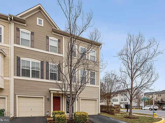 2nd image of 100 Bellingham Dr