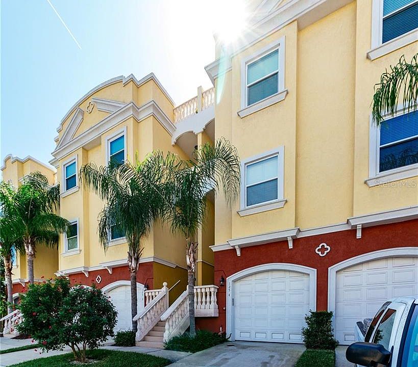 1st image of 125 Brightwater Dr APT 4