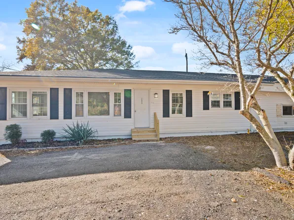 2009 Windy Hill Farm Ln, Zebulon, NC 27597