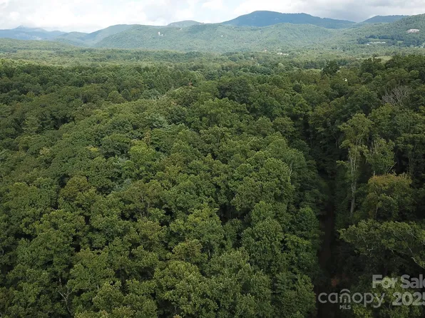 7 Pounding Ml #7, Hendersonville, NC 28792