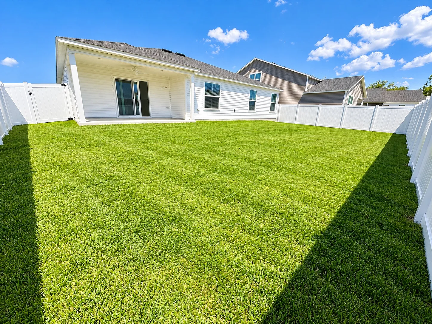 2388 Almand Ave — Photo 4