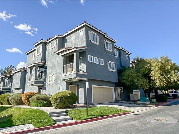 2nd image of 5975 Barbosa Dr Unit 3