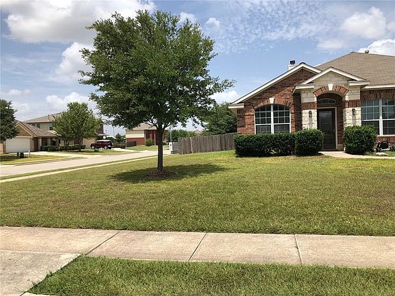 2nd image of 1200 Utopia Ln