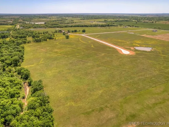 18591 S 369th East Ave, Porter, OK 74454