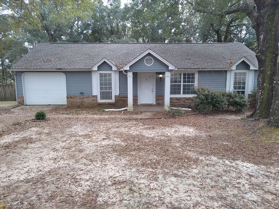 206 Jeff dr Front view
