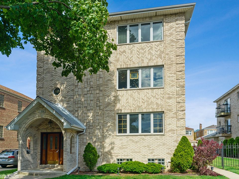 1st image of 2511 N 74th Ave #1