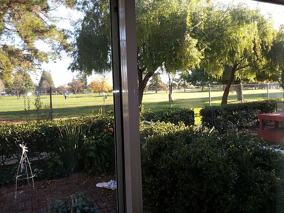 3rd image of 1549 Fairway Green Cir
