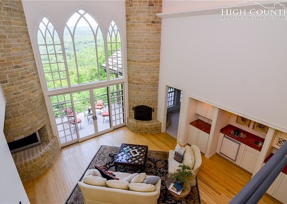 1st image of 234 Hickory Ct