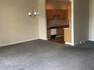 133 S Broad St APT A, Grove City, PA 16127