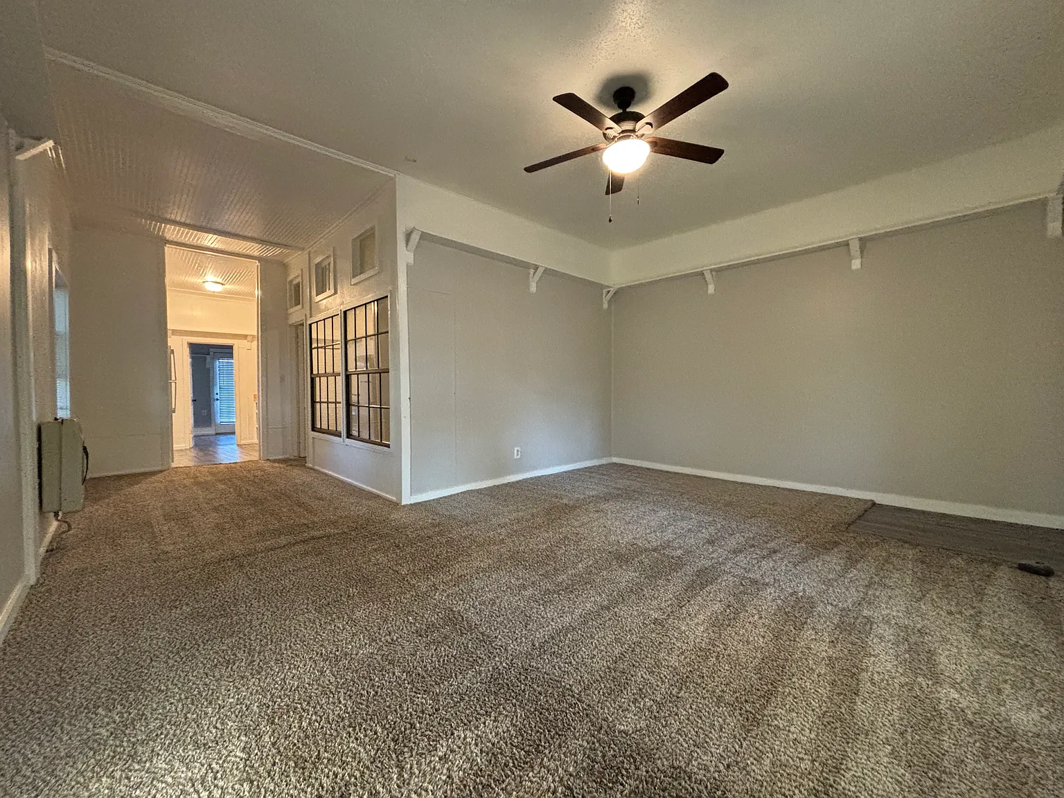 1 bed, 850 sqft, $895 — Photo 3