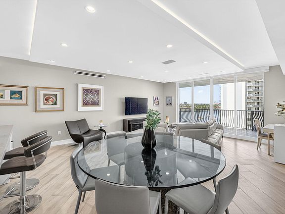 5th image of 100 S Birch Road #803