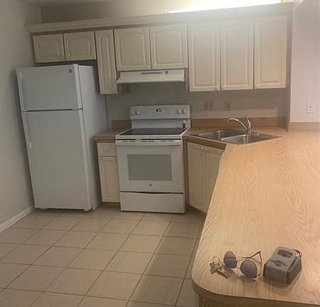 2nd image of 1531 NW 45th St