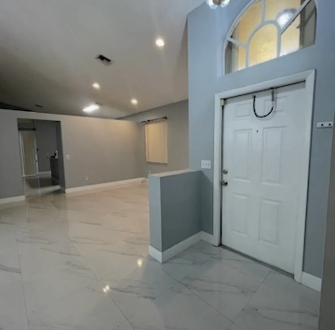 3 bed, 1719 sqft, $3,700 — Photo 4