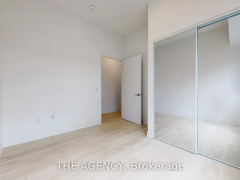 35 Tubman Ave #Penthouse 1115 — Photo 20