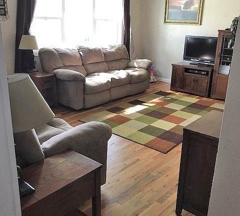2nd image of 408 North Ln