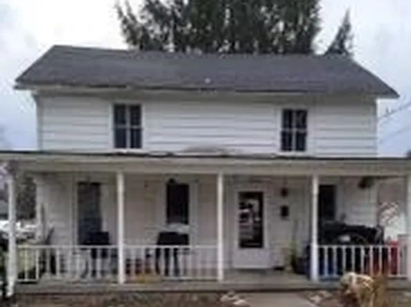 305 Hill St, Hudson, MI 49247