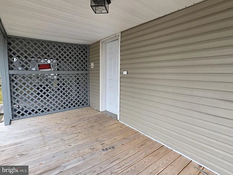 2 E Milby St — Photo 23