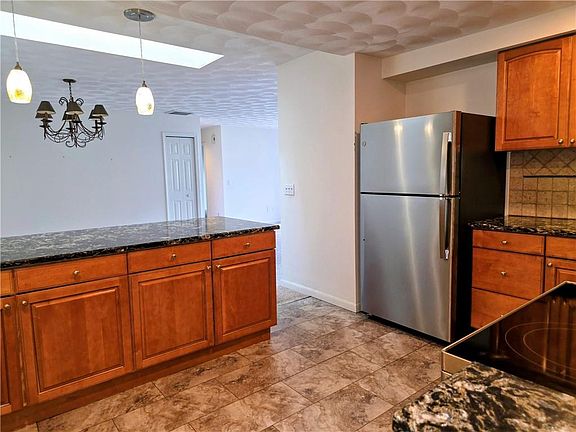 4th image of 732 Manomet Ct Unit 732