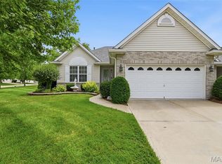 218 Park Ridge Dr #60A, Ofallon, MO 63366