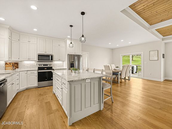 4th image of 4116 Liddy Ln