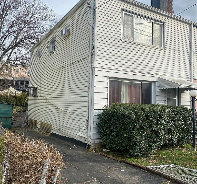 1st image of 3028 Ely Avenue