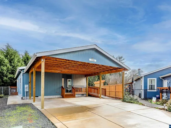 3388 Snow Peak Pl, Lebanon, OR 97355