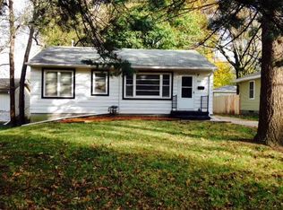 3105 40th St, Des Moines, IA 50310