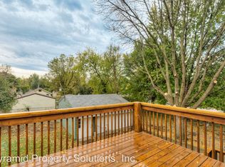 2709 Maple St, Des Moines, IA 50317