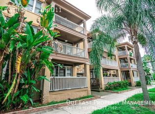 344 4th St S #11, Saint Petersburg, FL 33701