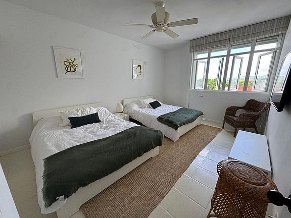 3rd image of Cond Las Brisas De Rio Mar APT 5C