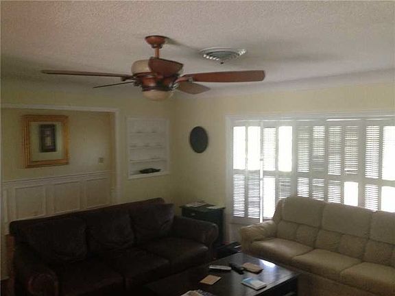 3rd image of 5400 NE 22nd Ave