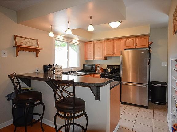 4th image of 1549 Seminola Ave