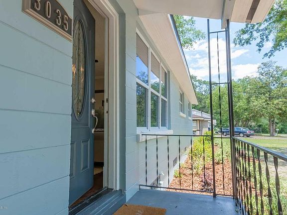3rd image of 3035 Hickorynut St